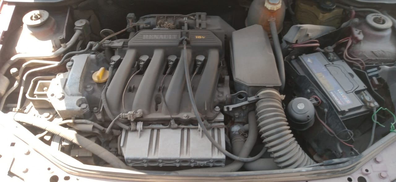 PUERTA Renault CLIO 2003 USADA