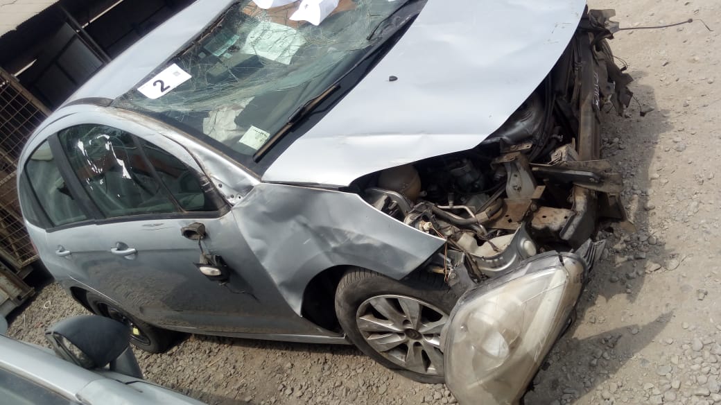 FOCO Citroen C3 2013  USADO EN DESARME
