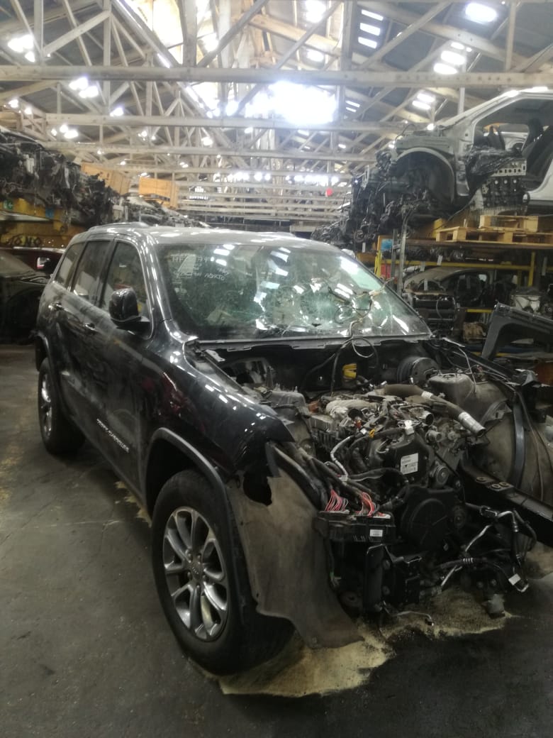 ELECTRO VENTILADOR Jeep GRAND CHEROKEE 2015  USADO EN DESARME