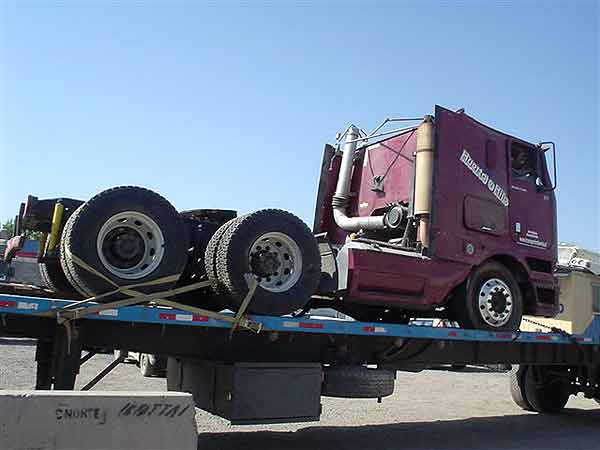 RIEL INYECCIóN International 9800 2005  USADO EN DESARME