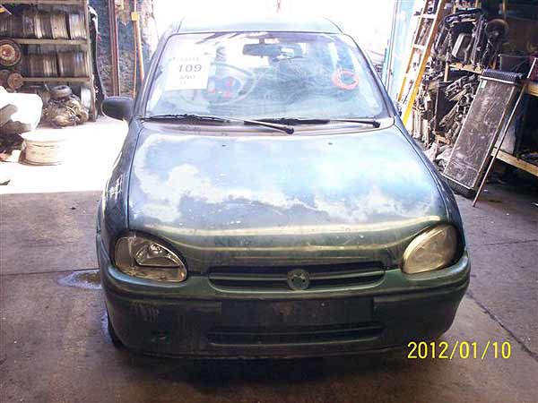 Parachoques Opel CORSA  USADO