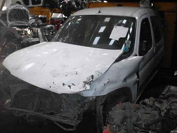 Foco Citroen BERLINGO  USADO
