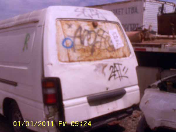 Riel inyección Mitsubishi L300  USADO