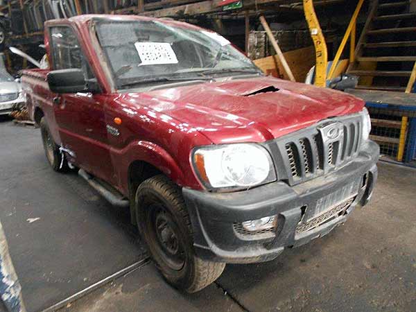 Tapa maleta Mahindra PICK UP  USADO