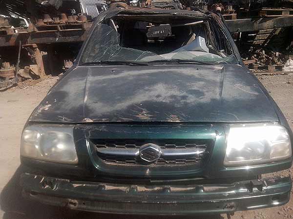 Suzuki GRAND NOMADE 2000 - 1 REPUESTO USADO/USADA EN DESARME