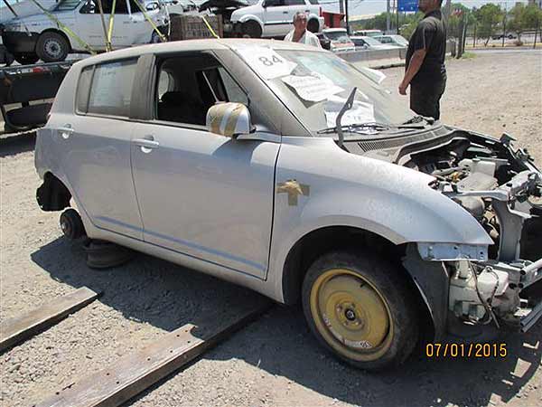 Suzuki SWIFT 2010 - 1 REPUESTO USADO/USADA EN DESARME