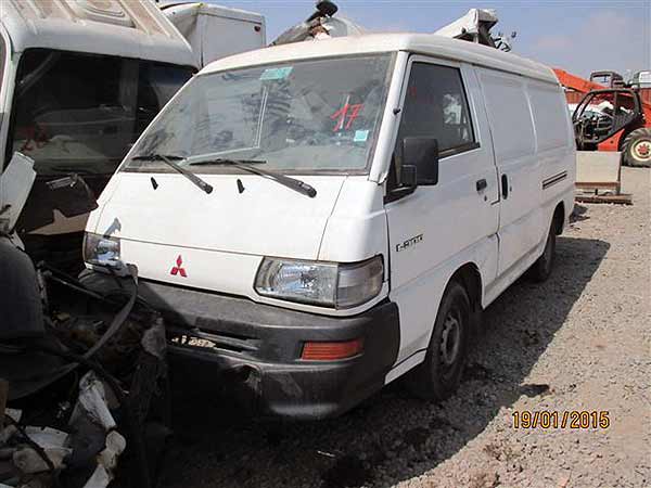 Riel inyección Mitsubishi L300  USADO