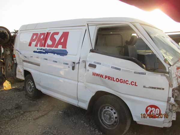 Riel inyección Mitsubishi L300  USADO