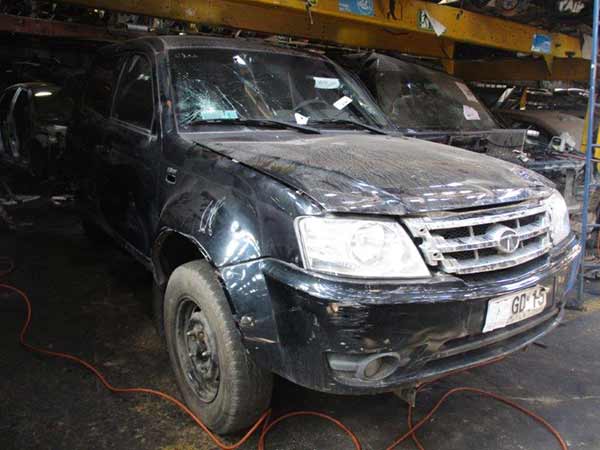 PUERTA Tata XENON  2013  USADA EN DESARME
