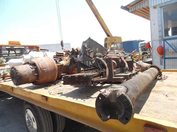 ESTANQUE DE PETROLEO Mercedes-Benz ACTROS 2014  USADO EN DESARME
