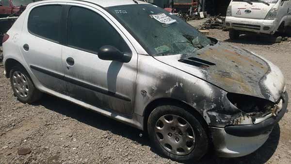 RIEL INYECCIóN Peugeot 206 2005  USADO EN DESARME