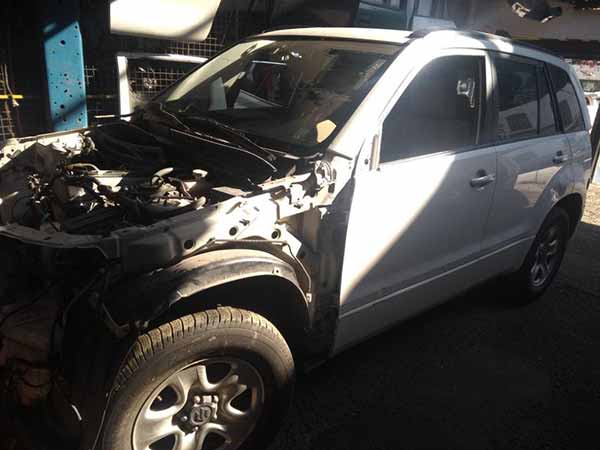 Suzuki GRAND NOMADE 2011 - 1 REPUESTO USADO/USADA EN DESARME