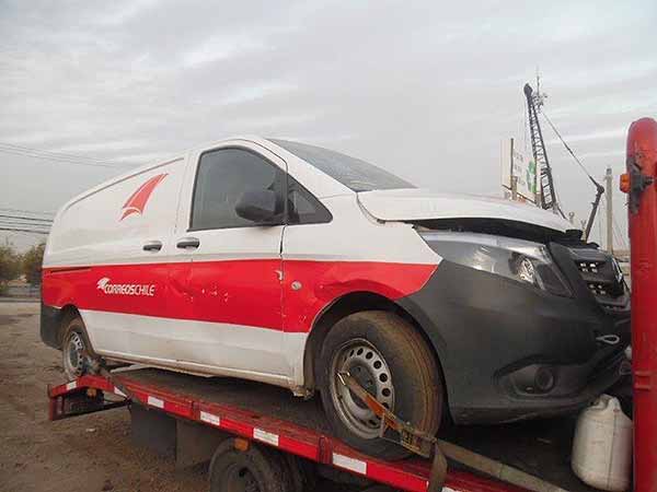 PUENTE DE APOYO Mercedes-Benz VITO 2017  USADO EN DESARME