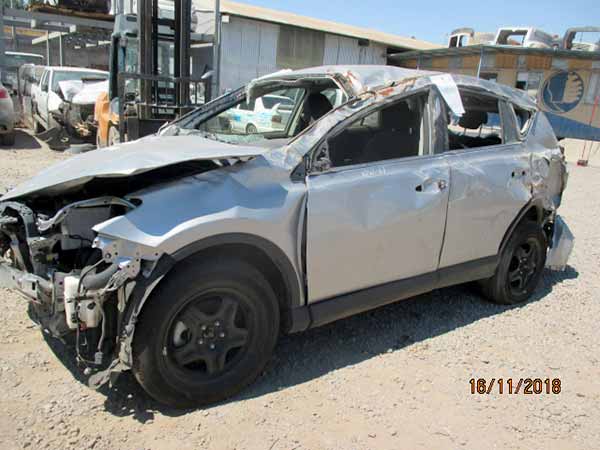CARDáN Toyota RAV4 2018  USADO EN DESARME