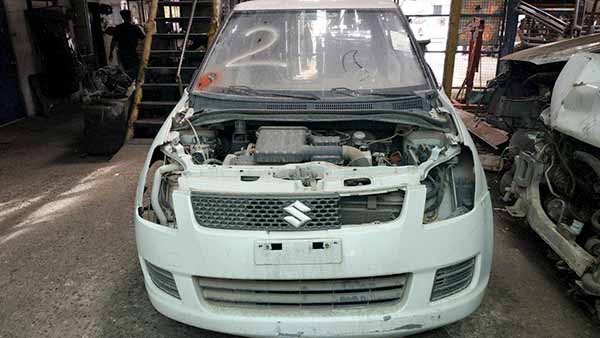 PUERTA Suzuki SWIFT 2011  USADA EN DESARME